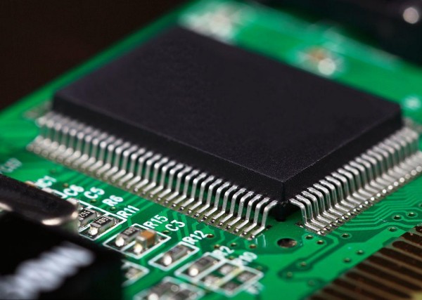 PCB加工價(jià)格的主要影響因素有哪些？第1張