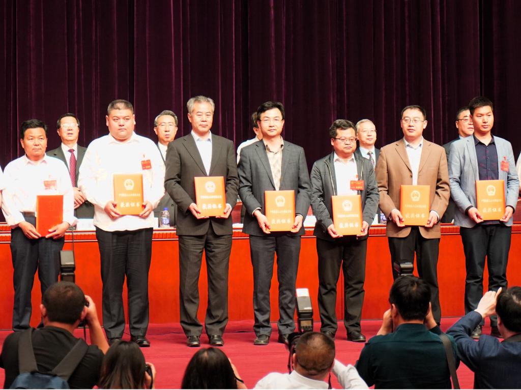 黄庆享教授在颁奖典礼上